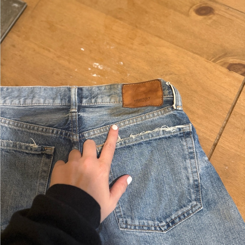 Moussy Light Blue Frayed Jean Shorts - Picture 5 of 6